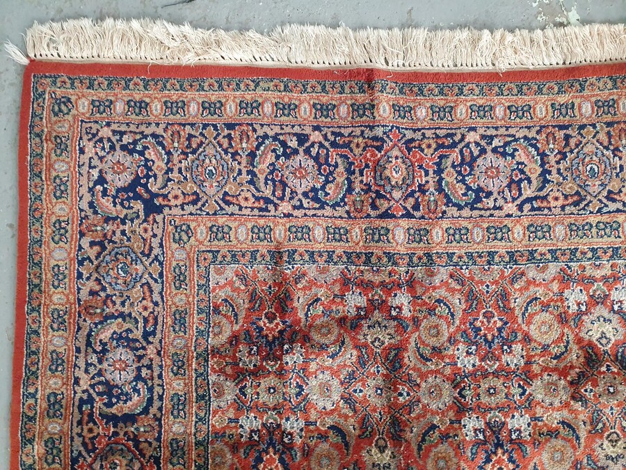 Oriental carpet  (Rug)