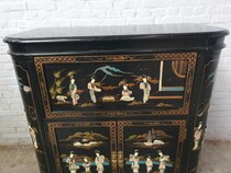 Oriental (Chinese) Bar cabinet