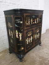 Oriental (Chinese) Bar cabinet