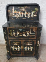 Oriental (Chinese) Bar cabinet