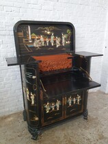Oriental (Chinese) Bar cabinet