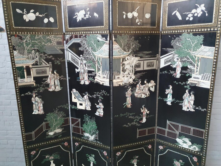 Oriental (Chinese) Screen (Paravent)