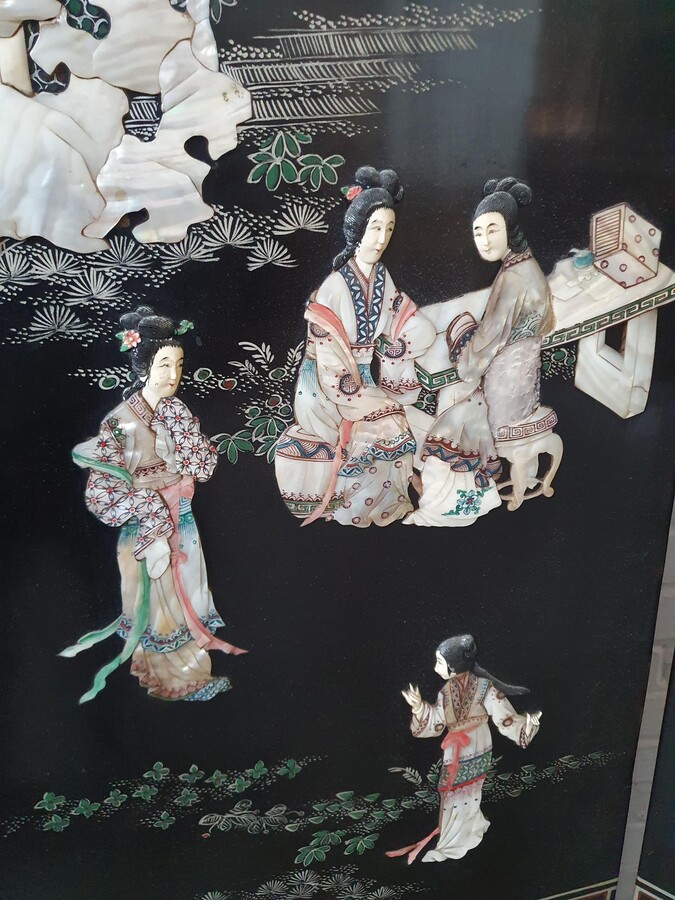 Oriental (Chinese) Screen (Paravent)