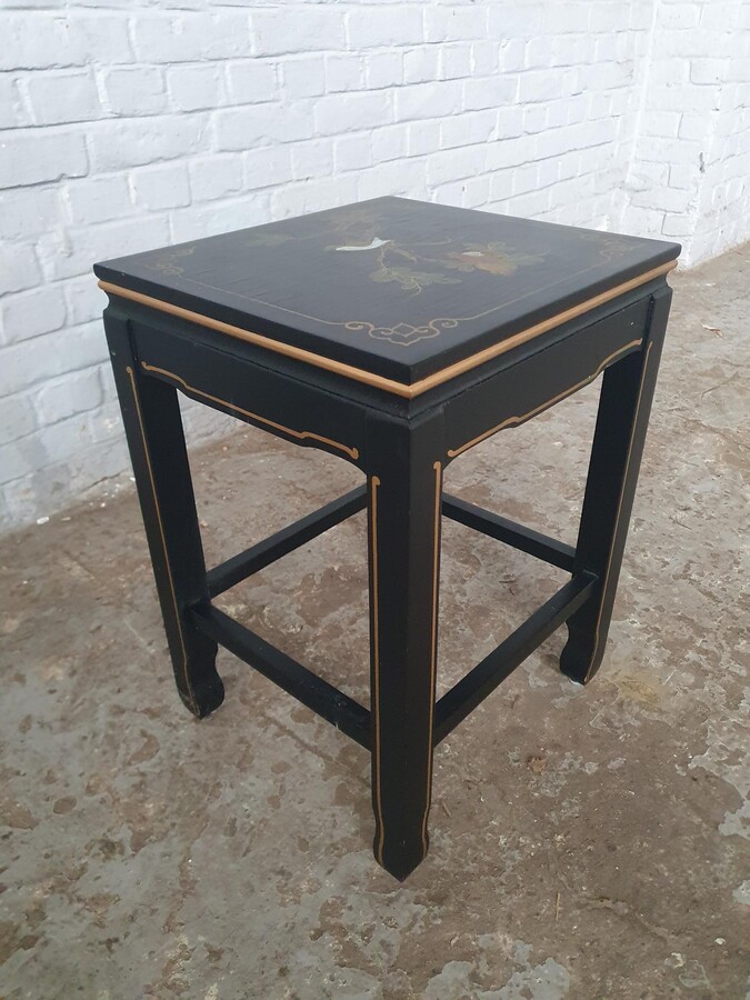 Oriental (Chinese) Sidetable