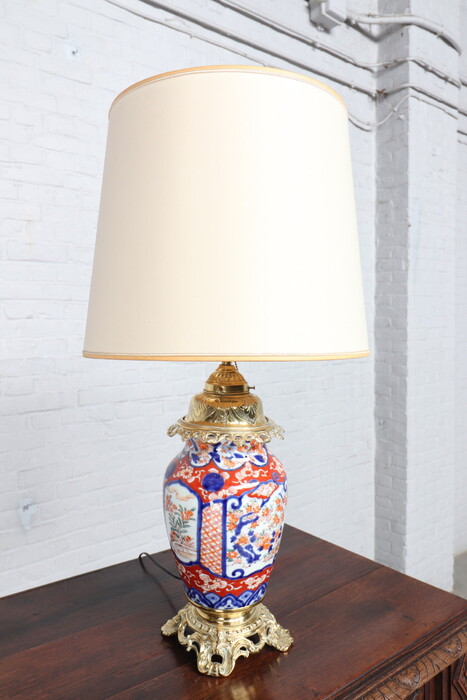 Oriental (Chinese) Table lamp