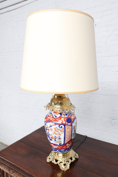 Oriental (Chinese) Table lamp