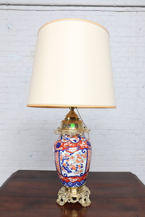 Oriental (Chinese) Table lamp