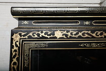 Oriental (Chinese) Vitrine (Display Cabinet)