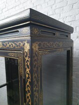 Oriental (Chinese) Vitrine (Display Cabinet)