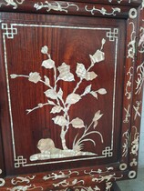 Oriental (Chinese) Vitrine (Display Cabinet)