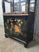 Oriental (Chinese) Vitrine (Display Cabinet)