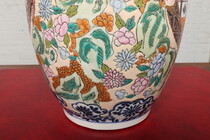 Oriental style Vases (Pair)