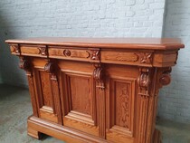 Renaissance Bar/Counter