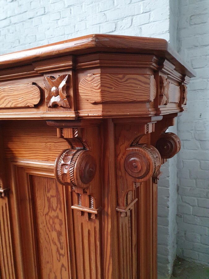 Renaissance Bar/Counter
