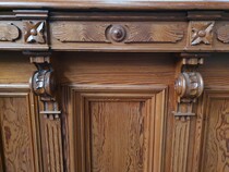 Renaissance Bar/Counter