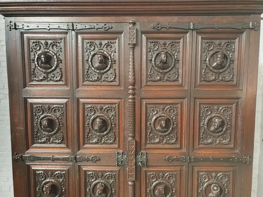 Renaissance Cabinet (large)