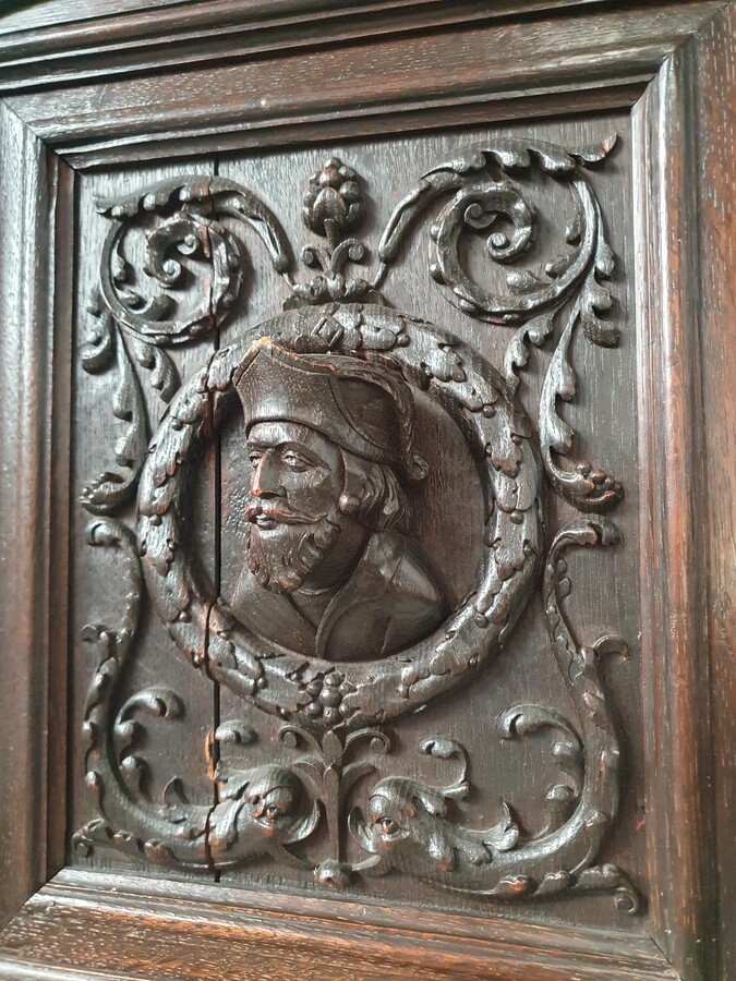 Renaissance Cabinet (large)