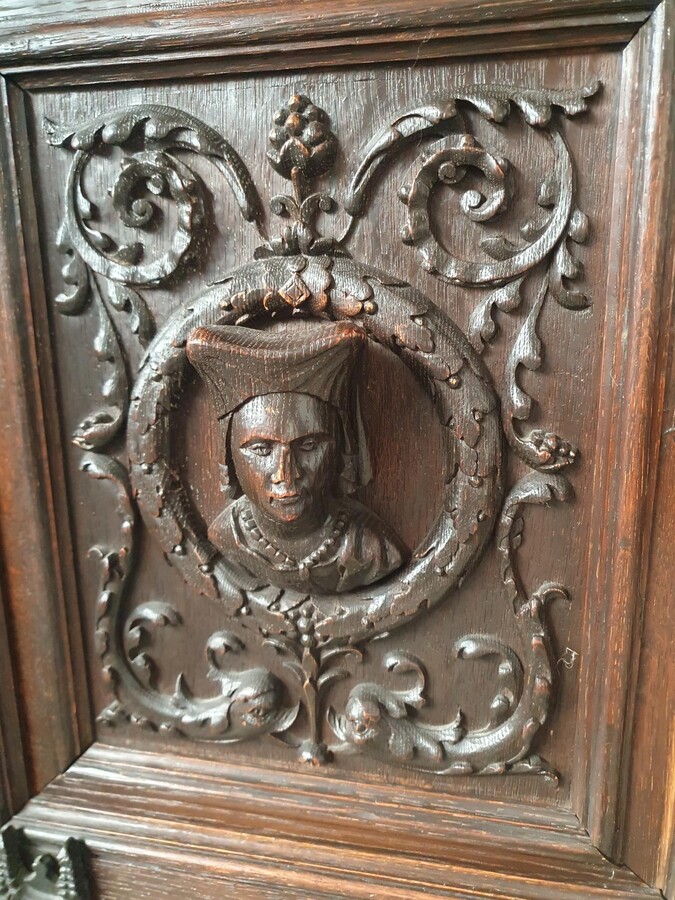 Renaissance Cabinet (large)