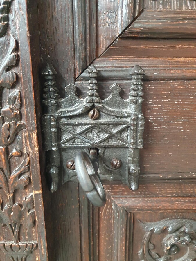 Renaissance Cabinet (large)