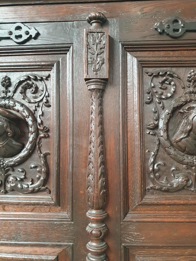 Renaissance Cabinet (large)