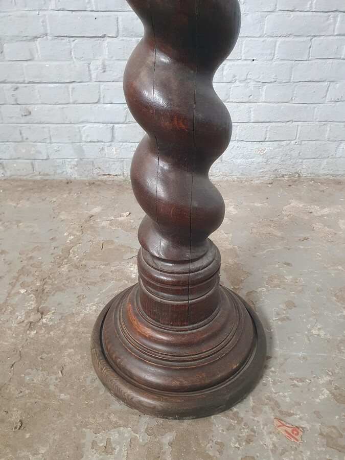 Renaissance column (large)