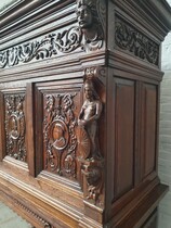 Renaissance Credance cabinet