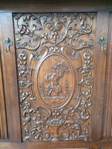Renaissance Hall Bench