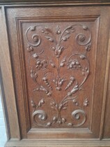 Renaissance Hall Bench
