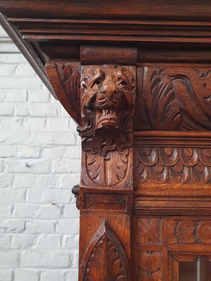 Renaissance (Mechelen) Cabinet (Buffet)