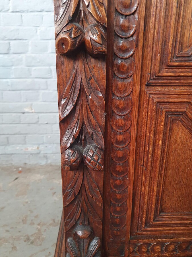 Renaissance (Mechelen) Cabinet (Buffet)