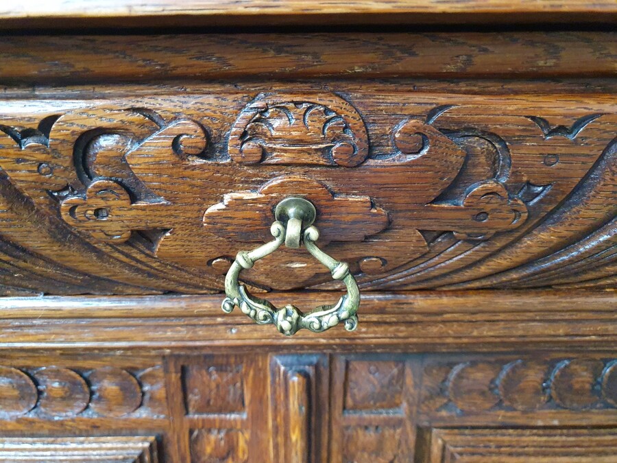Renaissance (Mechelen) Cabinet (Buffet)