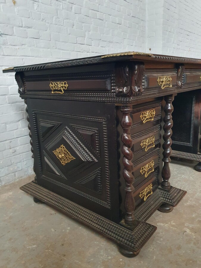 Renaissance Office set