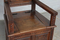 Renaissance Throne chairs (2)