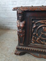 Renaissance Trunk