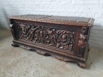 Trunk Renaissance France Walnut 1870
