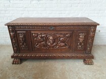 Renaissance Trunk + Rack