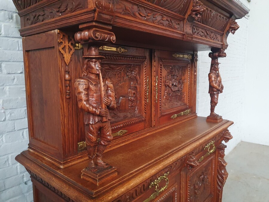Renaissance/Breughel Cabinet (Buffet)