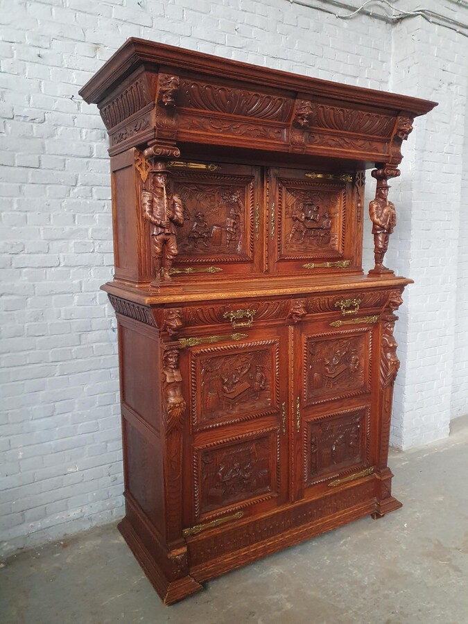 Renaissance/Breughel Cabinet (Buffet)