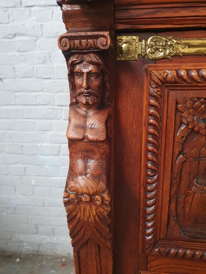 Renaissance/Breughel Cabinet (Buffet)