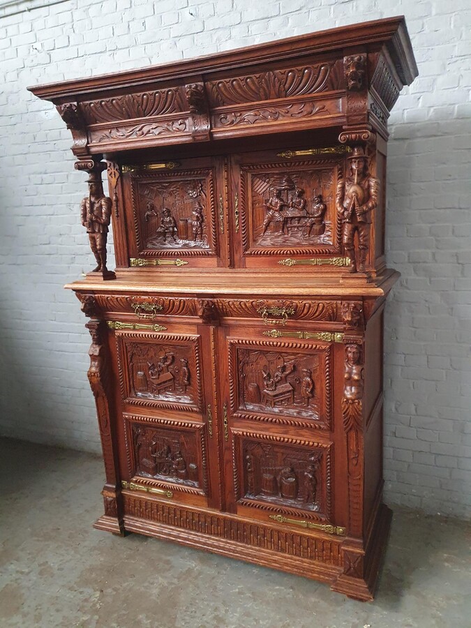 Renaissance/Breughel Cabinet (Buffet)