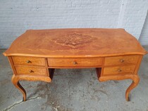 Desk Rococo (Louis XV) France Walnut 1940