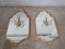 Mirror with sconces Rococo (Louis XV) Italy Wood/glass 1970