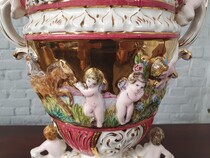 Rococo Vase (Capodimondi)