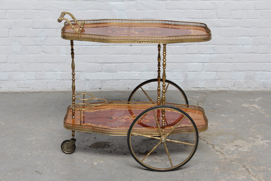 Rococo Wagon / Trolly