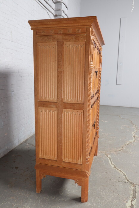 Rustique Bar cabinet