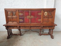 Sideboard Spanish Gothic Belgium Oak/Leather 1920