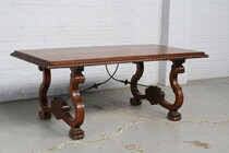 Spanish Renaissance Table +  6 chairs