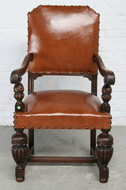 Tudor style Set of Armchairs + 4 chairs