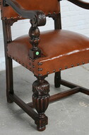 Tudor style Set of Armchairs + 4 chairs