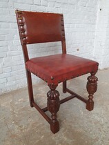Tudor style Table +  6 chairs